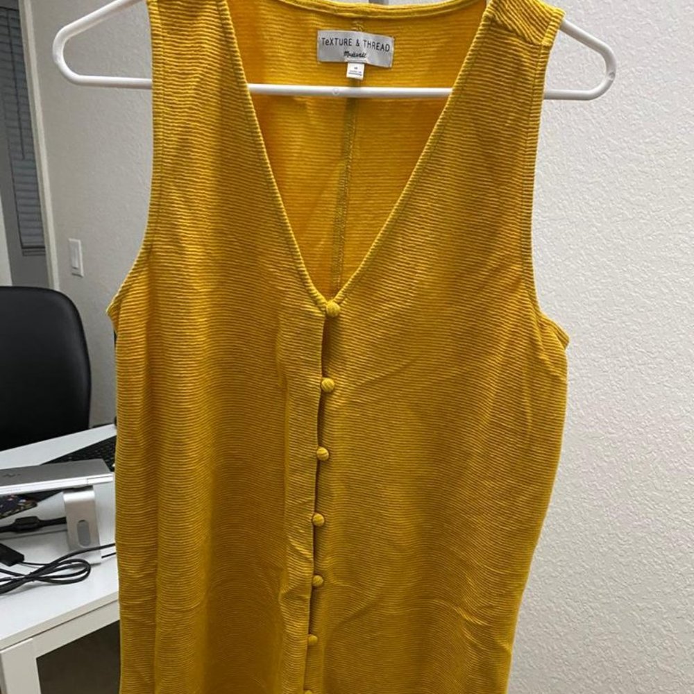 Madewell Yellow Dress Texture and Thread